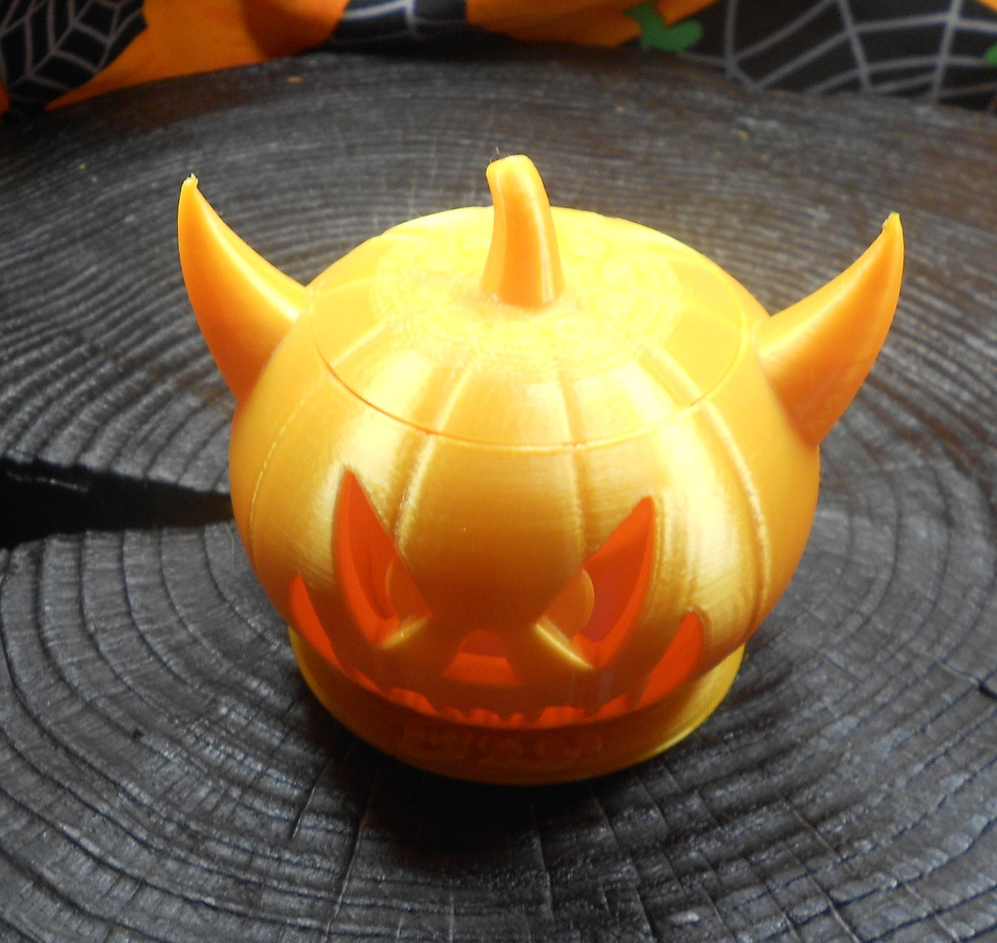 Pumpkin Devil 50mm